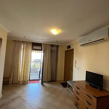 Santa Marina Central Apartmán